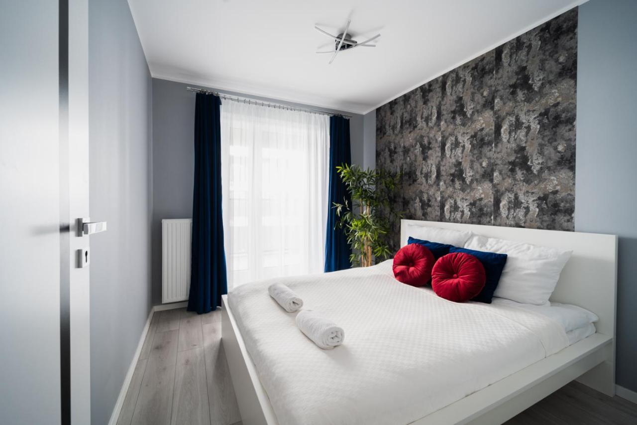 弗罗茨瓦夫Uroczy Apartament Obok Sky Towera公寓 外观 照片
